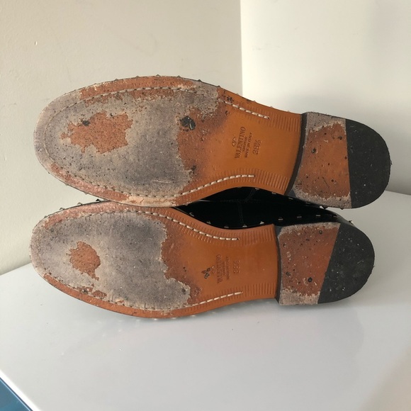 VALENTINO Rockstud embellished chelsea boots - Picture 5 of 8